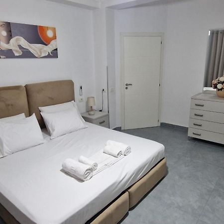 Apartment Rent Elbasan City Center 1 Exterior photo