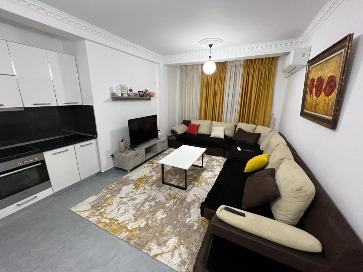 Apartment Rent Elbasan City Center 1 Exterior photo